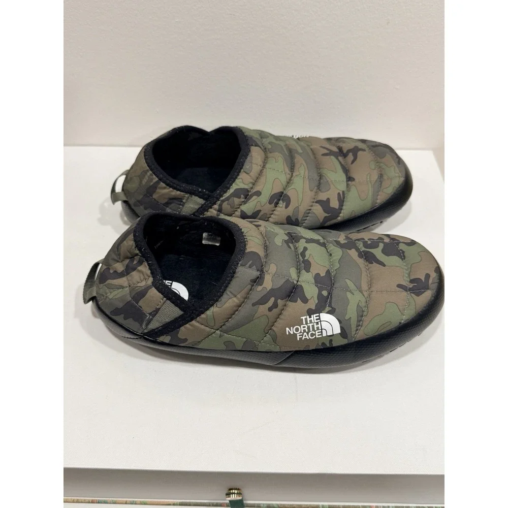 The North Face Men's Size 8 ThermoBall Traction Mules V Slippers Camo MSRP $70